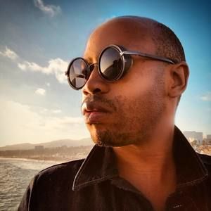 Meet your Posher, Dexter